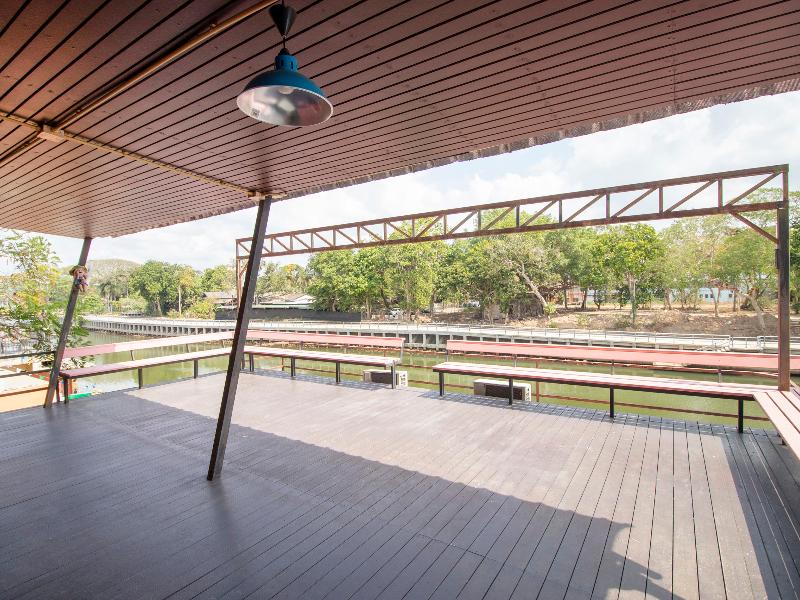Laluna River House - Lobi