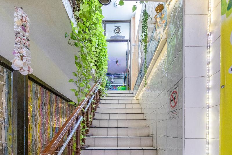 Sweethome Guest House - Lobi