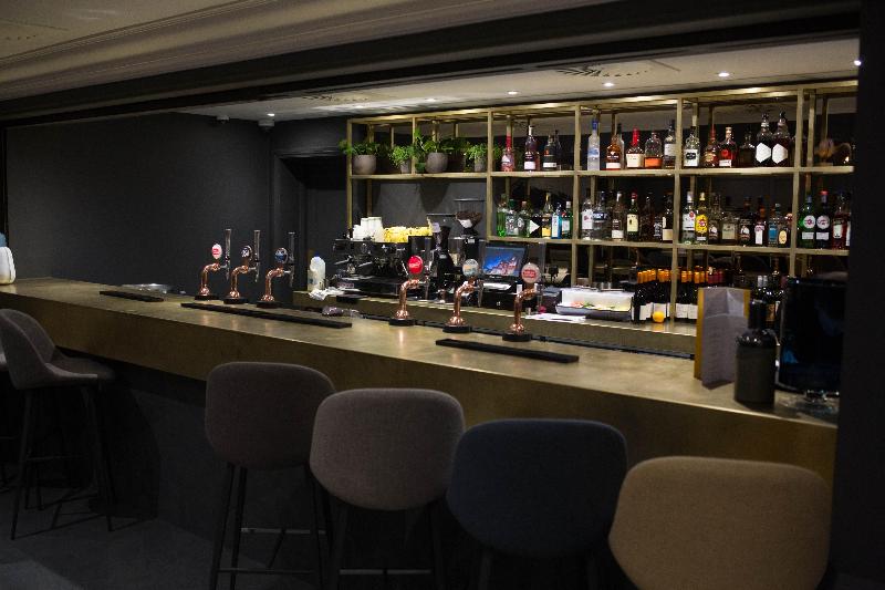 Voco St. John's Solihull - Bar
