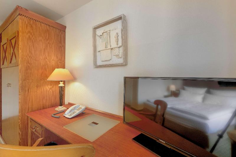 Hotel Domicil Berlin by Golden Tulip - Oda