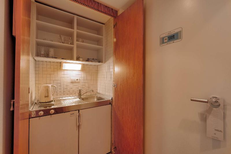 Hotel Domicil Berlin by Golden Tulip - Oda
