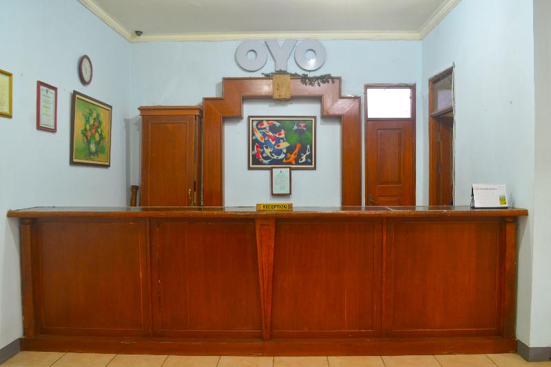 Oyo 1240 Hotel Pantai Jaya - Lobi