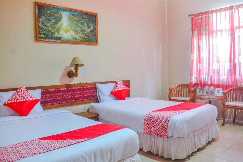 Oyo 1240 Hotel Pantai Jaya - Oda
