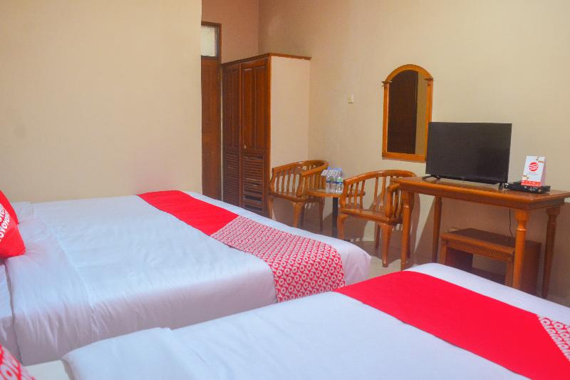 Oyo 1240 Hotel Pantai Jaya - Oda