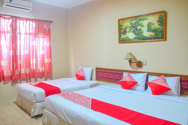 Oyo 1240 Hotel Pantai Jaya - Oda