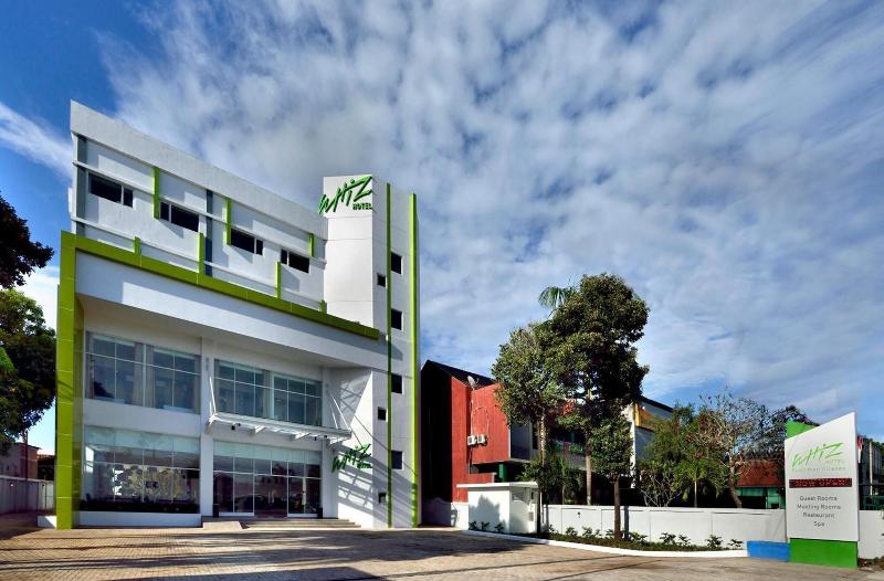 Whiz Sudirman Cilacap - Genel