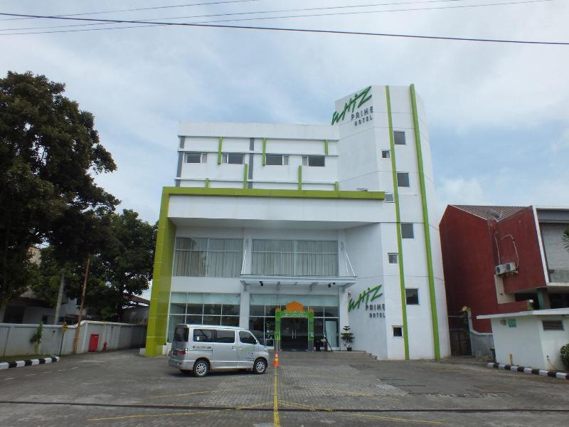 Whiz Sudirman Cilacap - Genel