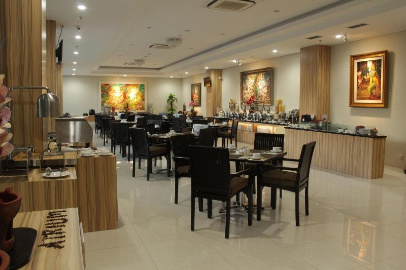 Atrium Premiere Hotel Cilacap - Restoran
