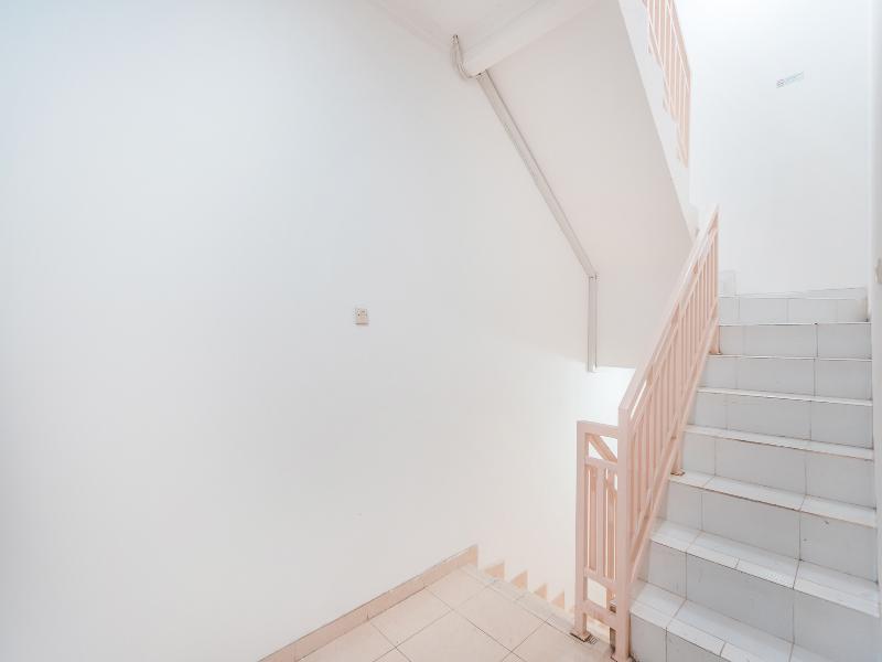 Super OYO 2034 Eden Guest House - Lobi