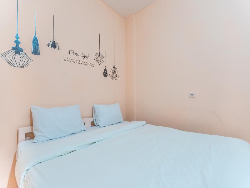 Super OYO 2034 Eden Guest House - Oda
