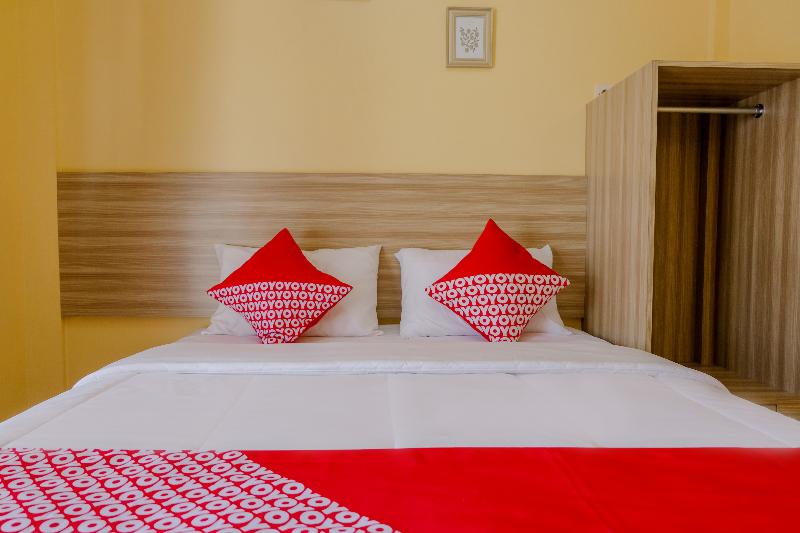 Oyo 1566 El Reyshi Family Residence - Oda