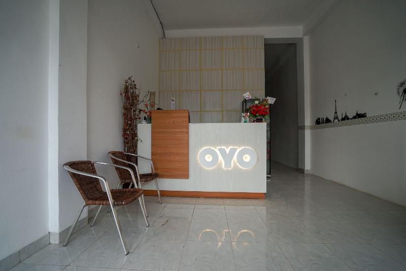 Max To U Hotel - Lobi