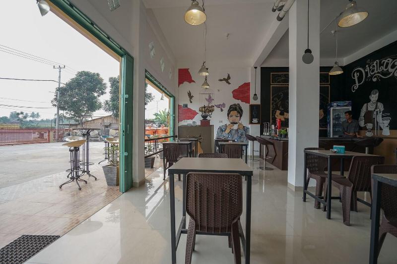 Max To U Hotel - Lobi
