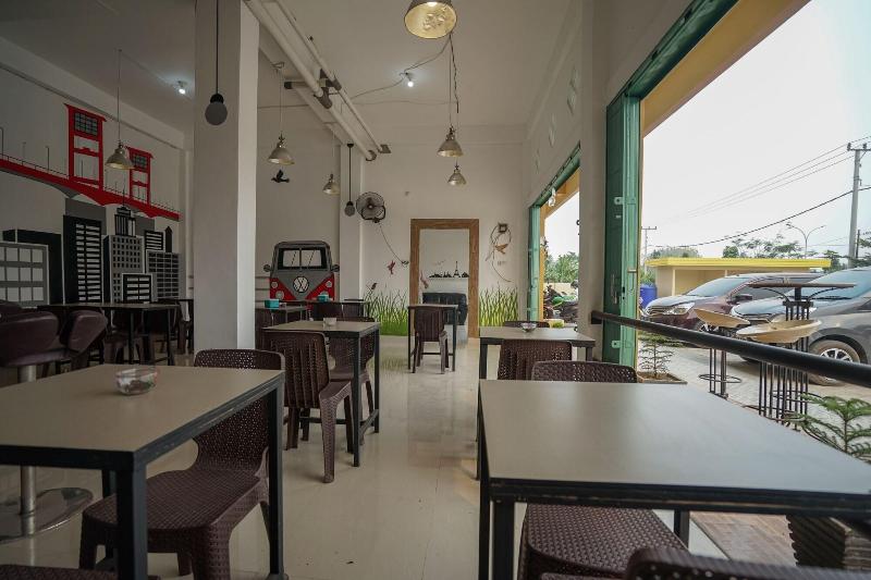 Max To U Hotel - Lobi
