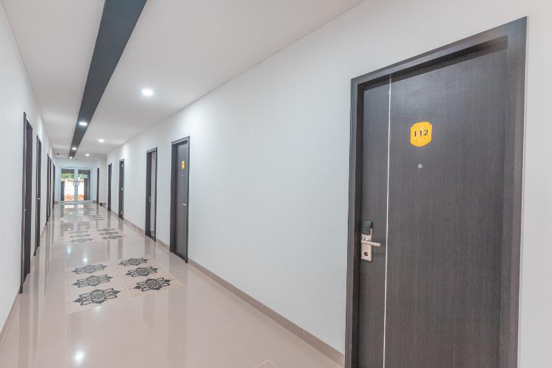 2233 Bell'S Place - Lobi