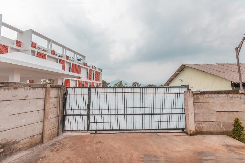 2233 Bell'S Place - Lobi
