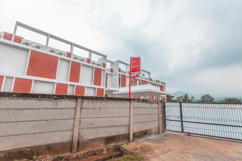 2233 Bell'S Place - Lobi