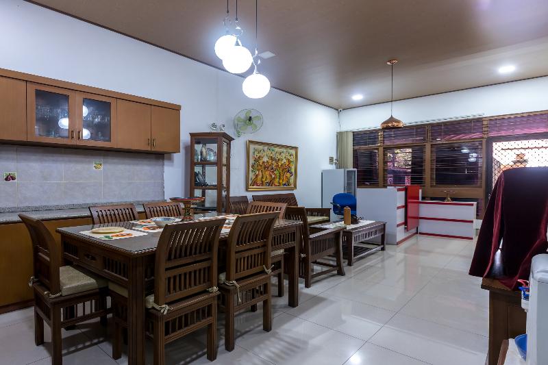 Kost Arie 1 - Restoran