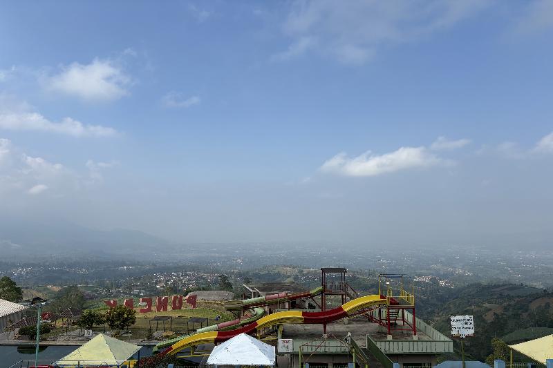 Puncak Darajat Highland by Zuzu - Genel