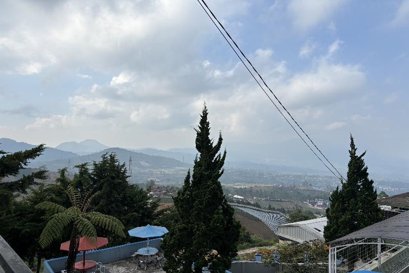 Puncak Darajat Highland by Zuzu - Genel