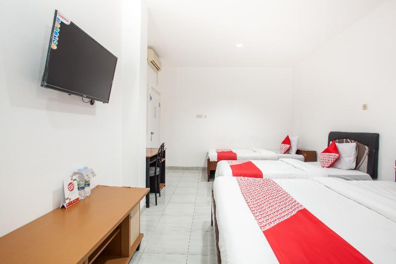 Super OYO 1176 J3 Residence Syariah - Oda