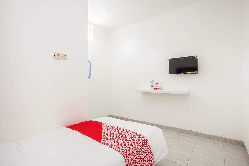 Super OYO 1176 J3 Residence Syariah - Oda