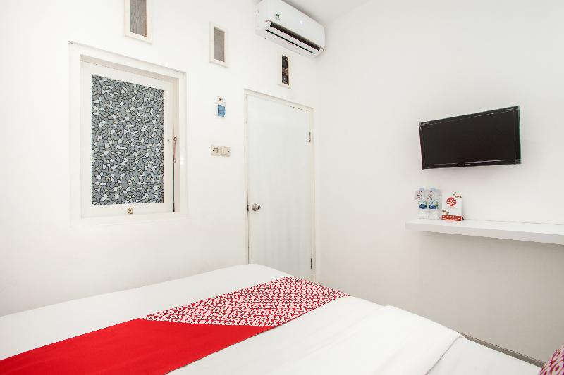 Super OYO 1176 J3 Residence Syariah - Oda