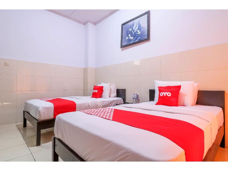 Super OYO 1952 Hotel Dewata Indah - Oda