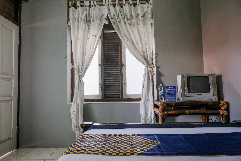 Spot On 2046 Villa Hardi - Oda