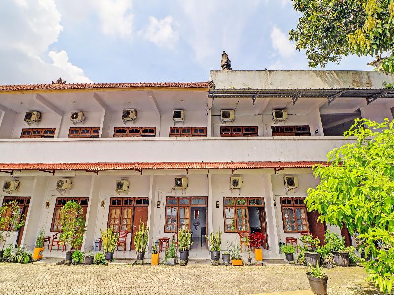 Oyo 1356 Gusti Residence - Genel
