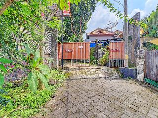 Oyo 1356 Gusti Residence fotoÄŸrafÄ±