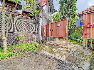Oyo 1356 Gusti Residence fotoÄŸrafÄ±