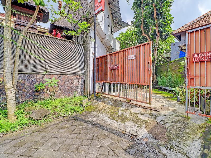 Oyo 1356 Gusti Residence - Genel