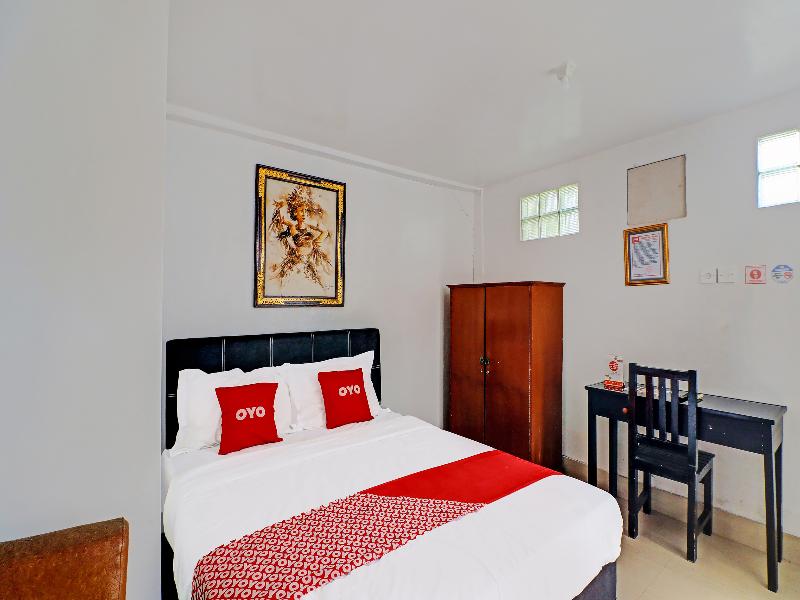 Oyo 1356 Gusti Residence - Oda
