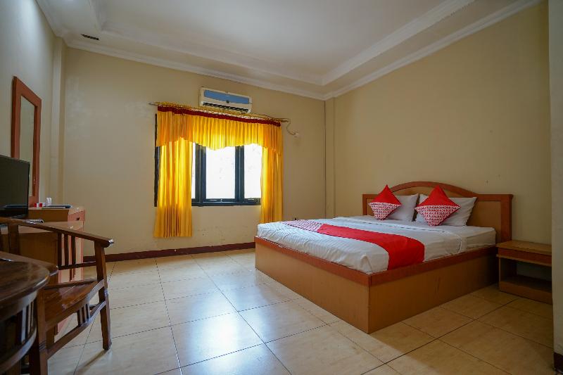 Oyo 1273 Hotel Belvena - Oda