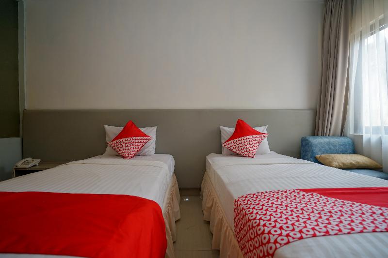 Oyo 1273 Hotel Belvena - Oda