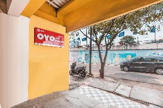 Super OYO 1868 J&b Room Pramuka fotoÄŸrafÄ±