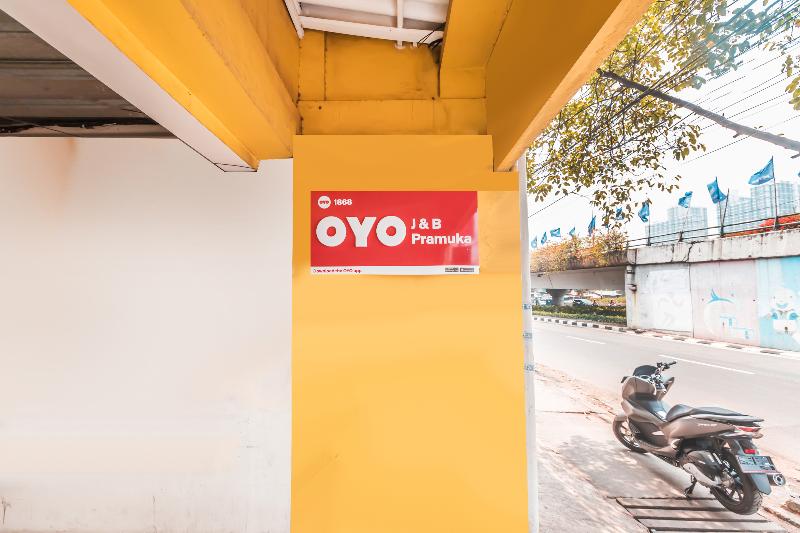 Super OYO 1868 J&b Room Pramuka - Genel
