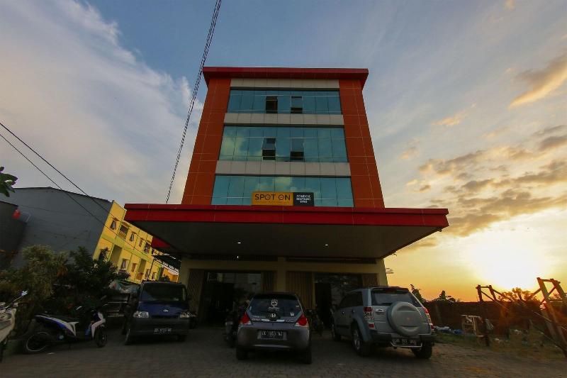 Pondok Bintang - Genel