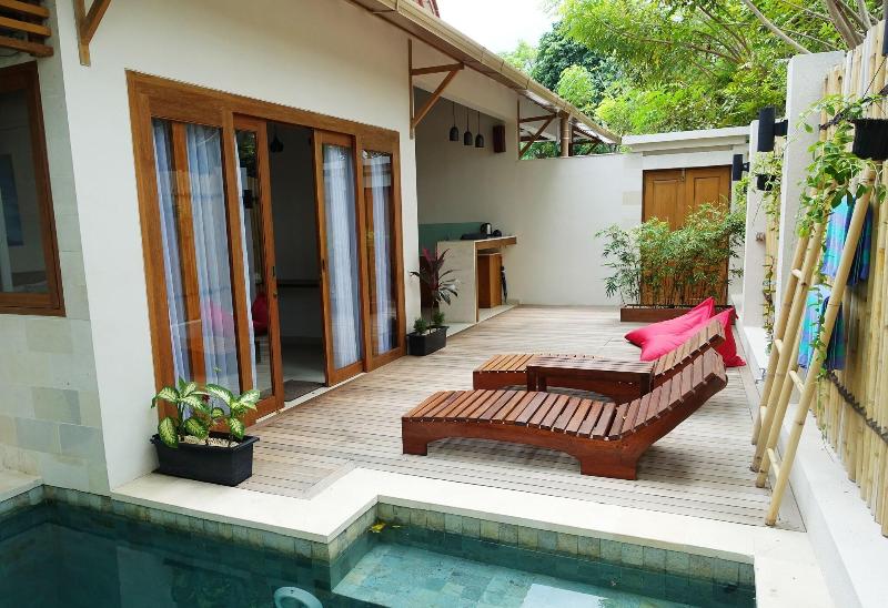 Ke Rensia Villas - Teras