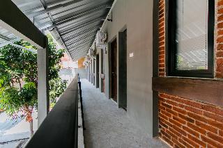 Louise Place fotoÄŸrafÄ±