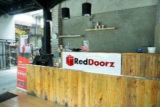 Formerly RedDoorz near Alun Alun Madiun fotoÄŸrafÄ±