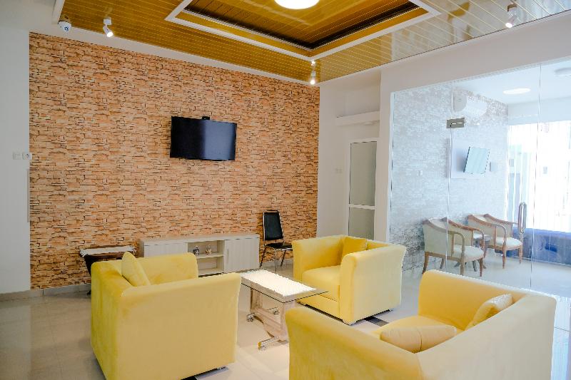 1665 Aurila Homestay Syariah - Lobi