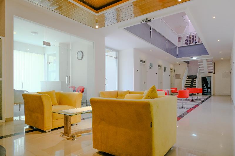 1665 Aurila Homestay Syariah - Lobi