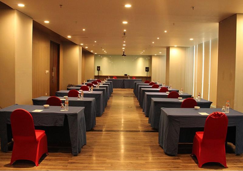 Gammara Hotel Makassar - Toplantı