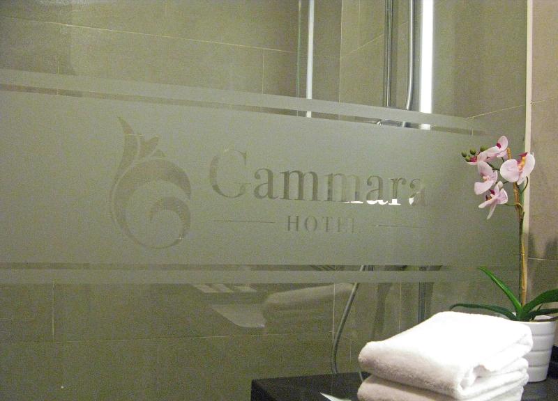 Gammara Hotel Makassar - Oda