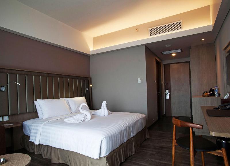 Gammara Hotel Makassar - Oda