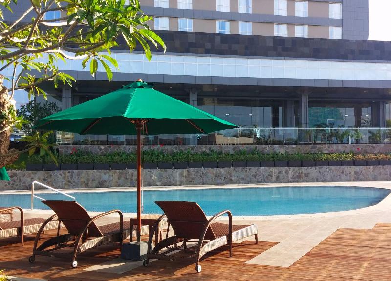 Gammara Hotel Makassar - Havuz