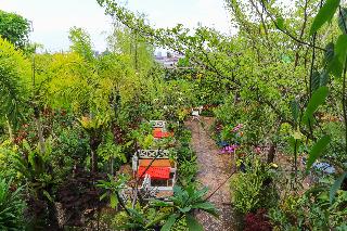 Labuana Homestay and Cafe Garden Makassar by ZUZU fotoÄŸrafÄ±