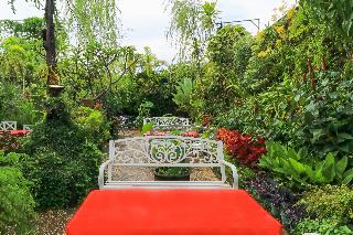 Labuana Homestay and Cafe Garden Makassar by ZUZU fotoÄŸrafÄ±
